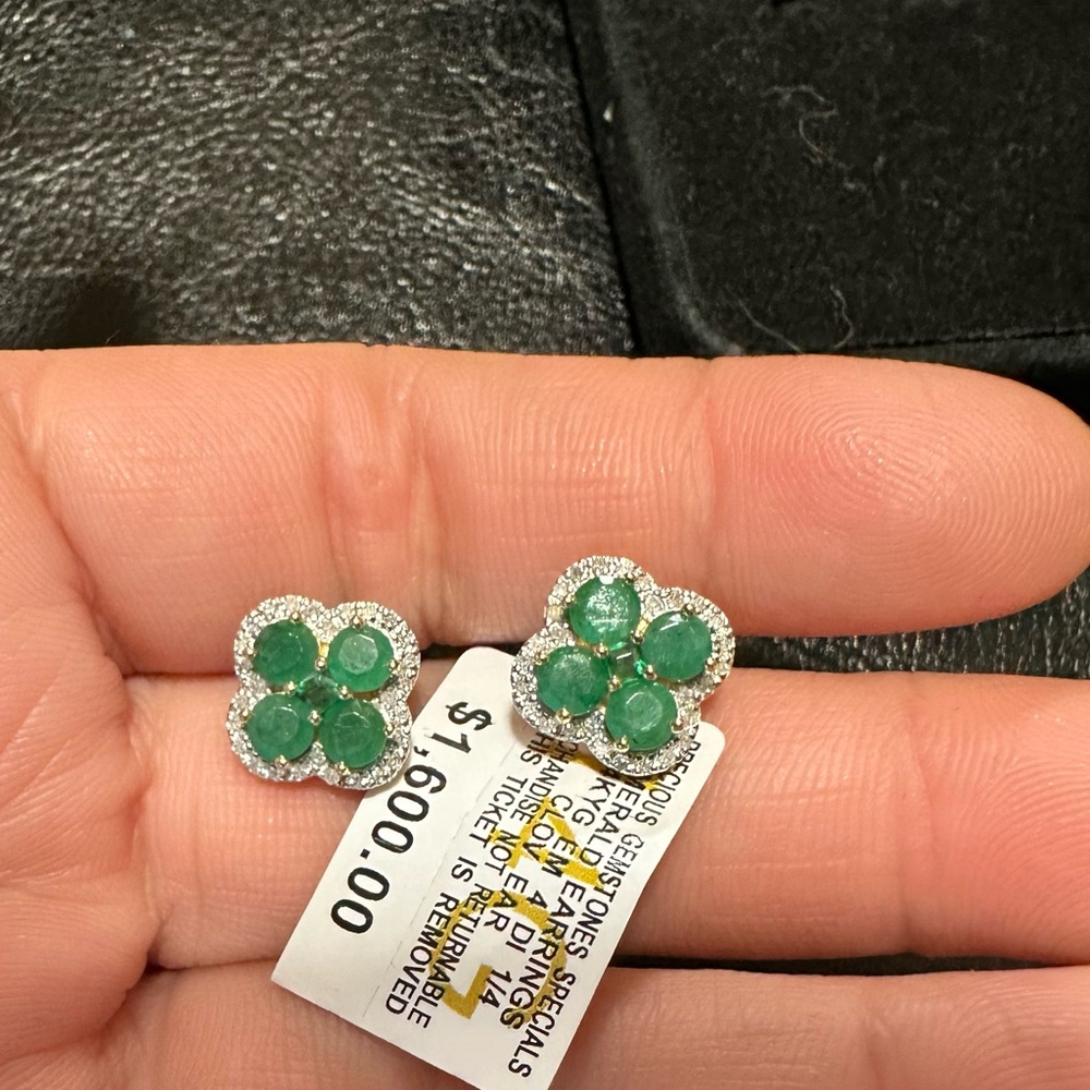 14k Yellow gold with emerald set - Picture 3 of 5